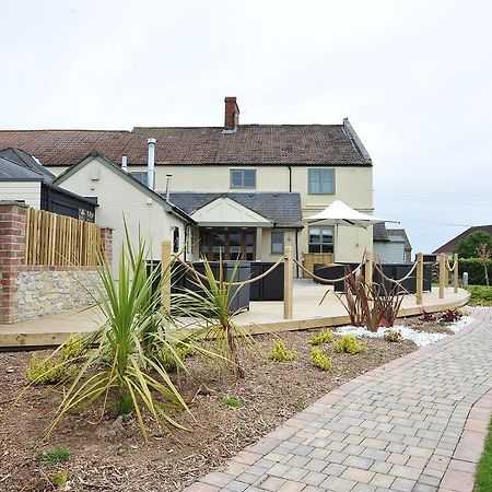 Готель The Warwick Arms Chew Magna Екстер'єр фото