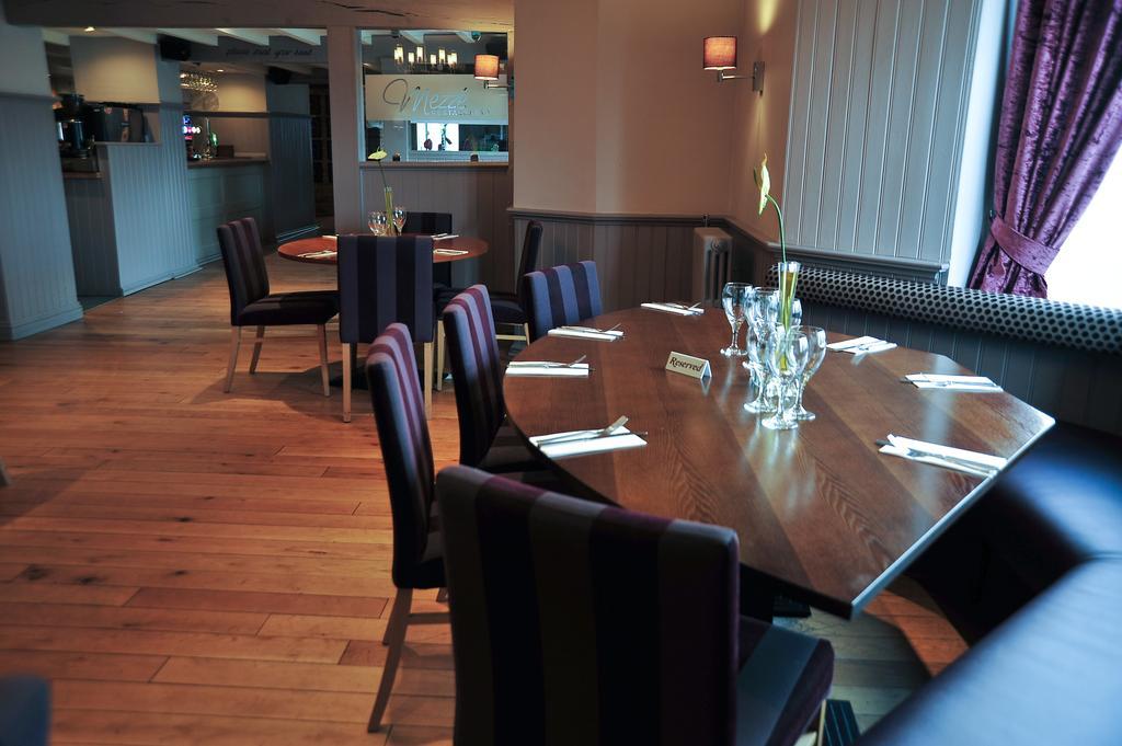 Готель The Warwick Arms Chew Magna Екстер'єр фото