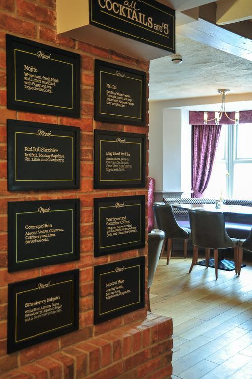 Готель The Warwick Arms Chew Magna Екстер'єр фото
