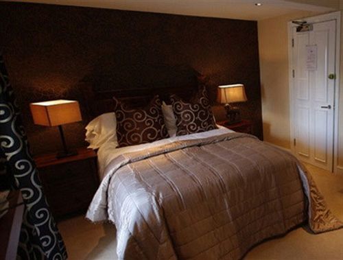 Готель The Warwick Arms Chew Magna Екстер'єр фото